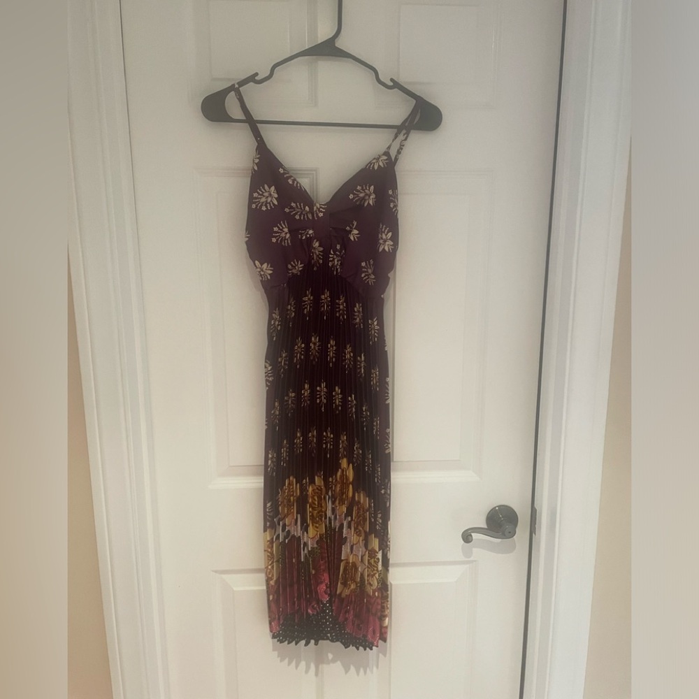Women's maxi dress. No tag, no brand. One size.